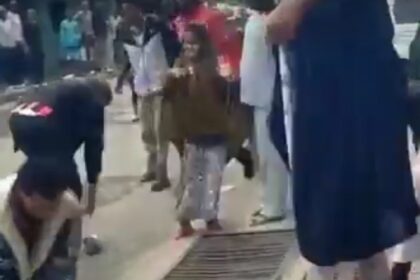 Group of Somali boys attack and st@b a 17 year old in Eastleigh