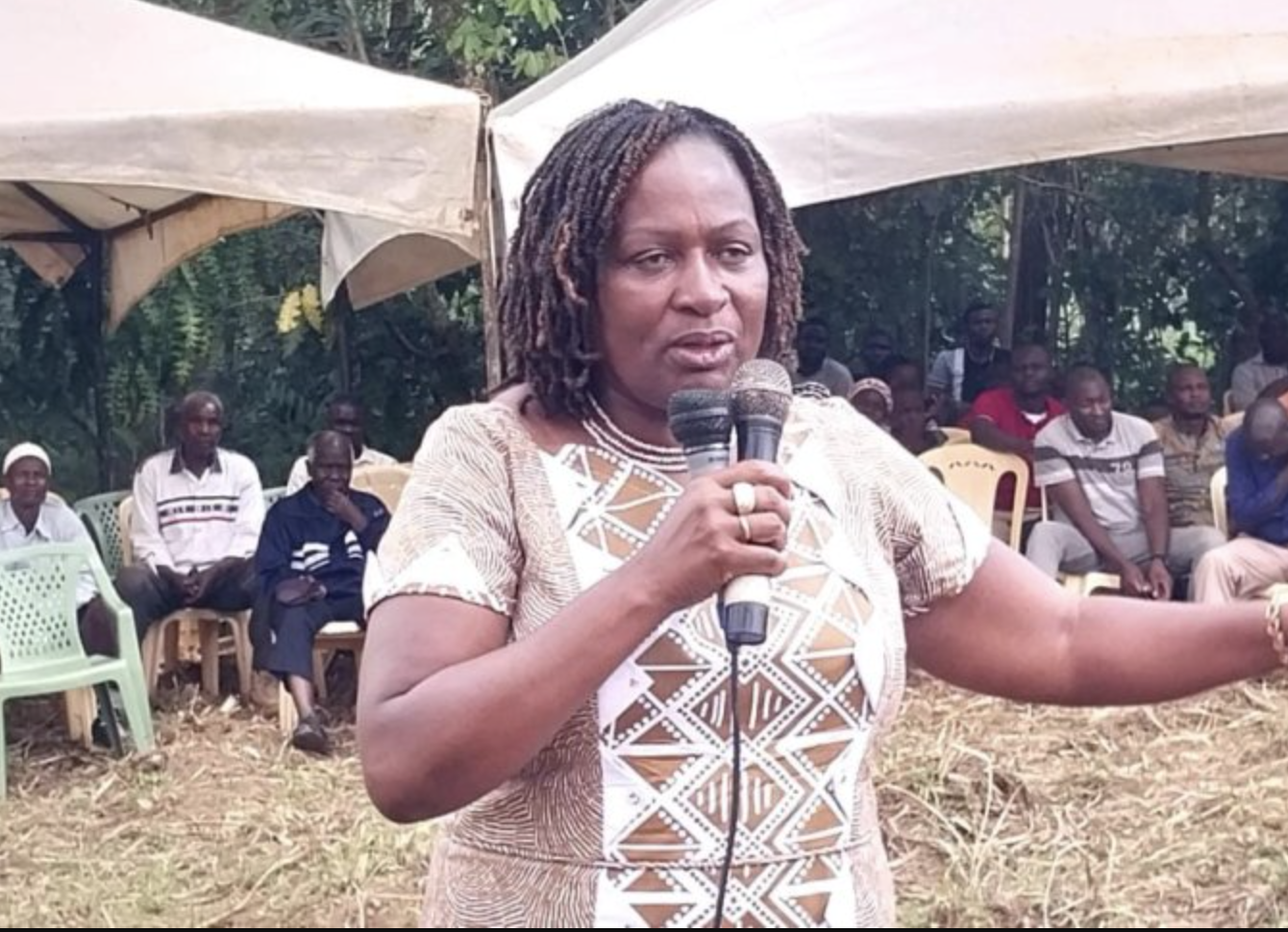 Kakamega WR Elsie Muhanda arrives at a function totally drunk